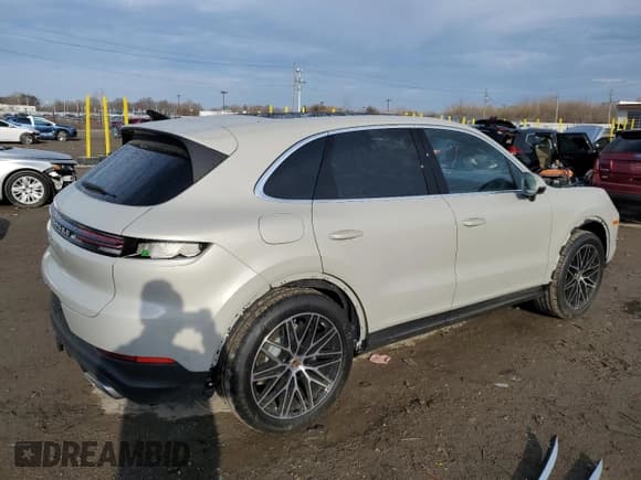 ✅ 2025 Porsche Cayenne • VIN: WP1AA2AY8SDA03336 • Лот: 50967595. Опубликован ранее на Copart с пробегом 73 миль. Бесплатный доступ к архиву аукционных продаж из США и подробный отчёт об истории автомобиля на DreamBid. Изображение 3.