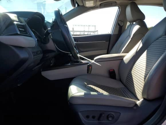 2021 Toyota Camry Hybrid SE с VIN 4T1S31AK0MU023567, выставлен на аукционе Copart как лот 71823315 с пробегом 331 948 миль миль и Списание • Salvage title. История ставок и продаж доступна на DreamBid. Изображение 7.