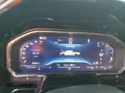 ✅ 2024 Chevrolet Silverado 1500 LT Trail Boss • VIN: 3GCUDFE81RG301652 • Lot: 82309385. Wystawiony na Copart z przebiegiem 30 010 mil. Bezpłatny archiwum sprzedaży aukcyjnych z USA i szczegółowy raport historii pojazdu na DreamBid. Zdjęcie 9.