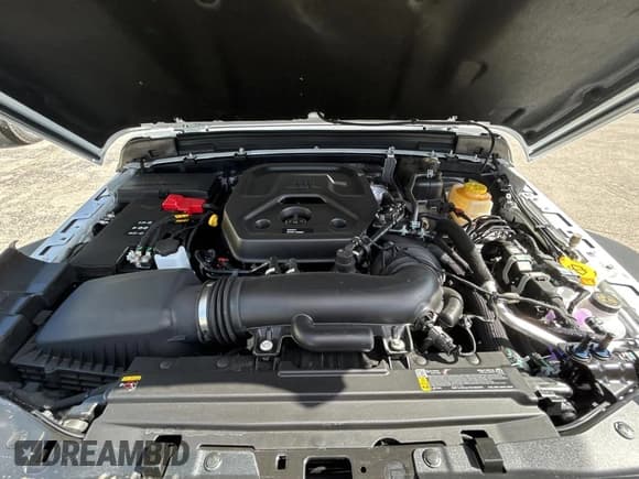 ✅ 2025 Jeep Wrangler Rubicon • VIN: 1C4PJXFN0SW566862 • Lot: 67324335. Listed on Copart with 6 mi. Free auction sales archive from the USA and detailed vehicle history report at DreamBid. Image 7.