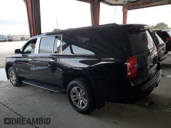 ✅ 2019 Chevrolet Suburban LT • VIN: 1GNSCHKC4KR308428 • Lot: 81266644. Wystawiony na Copart z przebiegiem Nie podano. Bezpłatny archiwum sprzedaży aukcyjnych z USA i szczegółowy raport historii pojazdu na DreamBid. Zdjęcie 2.
