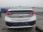 ✅ 2017 Hyundai Ioniq Blue • VIN: KMHC65LC4HU055890 • Lot: 84916004. Wystawiony na Copart z przebiegiem Nie podano. Bezpłatny archiwum sprzedaży aukcyjnych z USA i szczegółowy raport historii pojazdu na DreamBid. Zdjęcie 6.