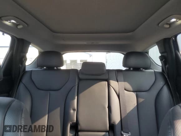 ✅ 2022 Hyundai Santa Fe Limited • VIN: 5NMS4DAL1NH468761 • Lot: 66727074. Wystawiony na Copart z przebiegiem 16 647 mil. Bezpłatny archiwum sprzedaży aukcyjnych z USA i szczegółowy raport historii pojazdu na DreamBid. Zdjęcie 10.