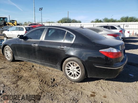 ✅ 2011 Hyundai Genesis • VIN: KMHGC4DE2BU139475 • Лот: 71754565. Опубликован ранее на Copart с пробегом 230 334 миль. Бесплатный доступ к архиву аукционных продаж из США и подробный отчёт об истории автомобиля на DreamBid. Изображение 2.