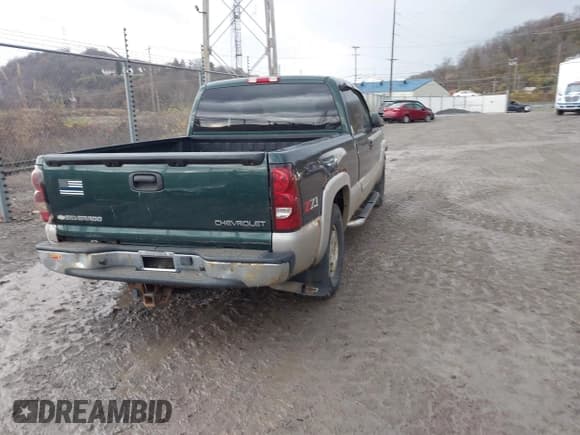 ✅ 2004 Chevrolet Silverado 1500 Z71 • VIN: 1GCEK19T84Z269979 • Лот: 43806583. Опубликован ранее на IAAI с пробегом Не указан. Бесплатный доступ к архиву аукционных продаж из США и подробный отчёт об истории автомобиля на DreamBid. Изображение 4.