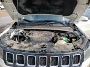 ✅ 2018 Jeep Compass Limited • VIN: 3C4NJCCBXJT228724 • Lot: 81333585. Wystawiony na Copart z przebiegiem 81 188 mil. Bezpłatny archiwum sprzedaży aukcyjnych z USA i szczegółowy raport historii pojazdu na DreamBid. Zdjęcie 12.