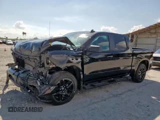 ✅ 2024 Chevrolet Silverado 1500 Custom • VIN: 3GCPABEK6RG254323 • Лот: 80350925. Опубликован ранее на Copart с пробегом 23 676 миль. Бесплатный доступ к архиву аукционных продаж из США и подробный отчёт об истории автомобиля на DreamBid. Изображение 1.