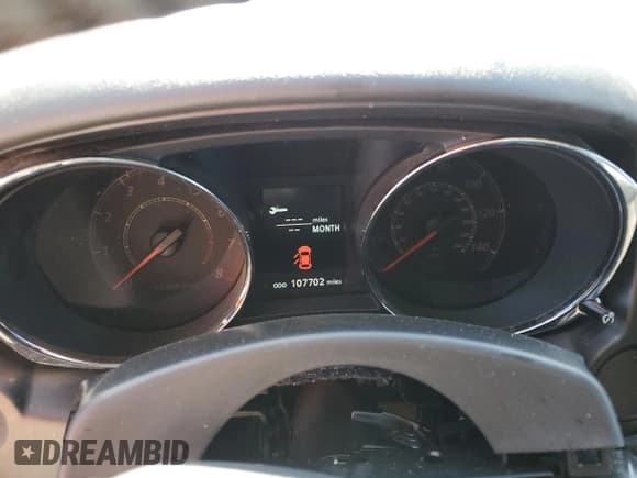 ✅ 2017 Mitsubishi Outlander ES • VIN: JA4AP3AU6HZ005692 • Лот: 82583855. Опубликован ранее на Copart с пробегом 107 702 миль. Бесплатный доступ к архиву аукционных продаж из США и подробный отчёт об истории автомобиля на DreamBid. Изображение 9.