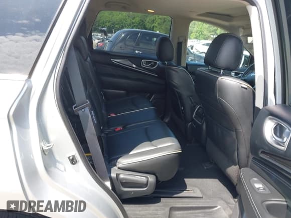 ✅ 2020 Infiniti QX60 Luxe • VIN: 5N1DL0MN7LC529460 • Lot: 42338248. Wystawiony na IAAI z przebiegiem 97 883 mil. Bezpłatny archiwum sprzedaży aukcyjnych z USA i szczegółowy raport historii pojazdu na DreamBid. Zdjęcie 8.
