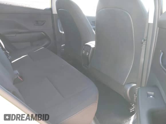 2024 Hyundai Kona SEL with VIN KM8HBCAB5RU158592, listed as a IAAI auction lot 41647759 with 21,324 mi miles and . Bid and sale history available at DreamBid. Image 8.