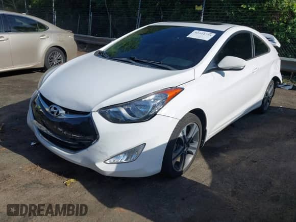 2013 Hyundai Elantra GS with VIN KMHDH6AE6DU014907, listed as a IAAI auction lot 42324748 with 188,499 mi miles and . Bid and sale history available at DreamBid. Image 2.