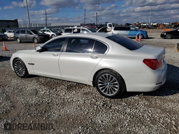 ✅ 2011 BMW 7 Series 740Li • VIN: WBAKB4C55BC573833 • Lot: 91945175. Listed on Copart with 149,277 mi. Free auction sales archive from the USA and detailed vehicle history report at DreamBid. Image 2.