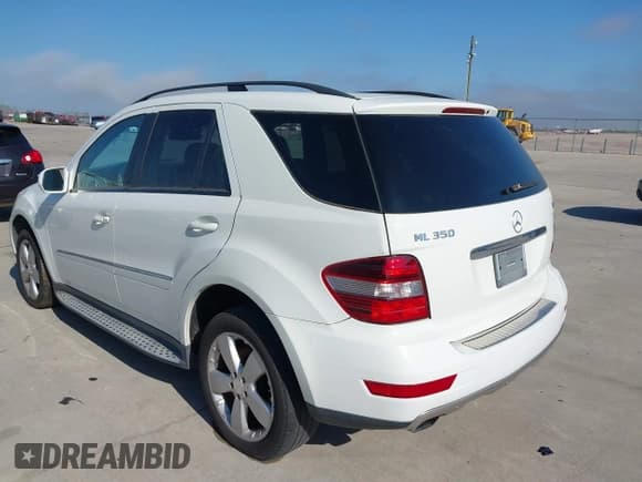 ✅ 2009 Mercedes-Benz M 350 • VIN: 4JGBB56E69A511749 • Лот: 41885462. Опубликован ранее на IAAI с пробегом 128 787 миль. Бесплатный доступ к архиву аукционных продаж из США и подробный отчёт об истории автомобиля на DreamBid. Изображение 3.