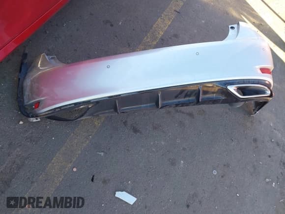 ✅ 2018 Lexus GS 350 • VIN: JTHCZ1BL1JA009946 • Лот: 43797150. Опубликован ранее на IAAI с пробегом 71 617 миль. Бесплатный доступ к архиву аукционных продаж из США и подробный отчёт об истории автомобиля на DreamBid. Изображение 12.