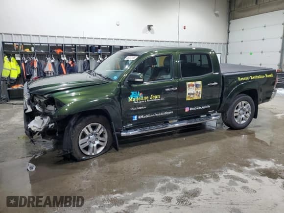 ✅ 2013 Toyota Tacoma • VIN: 5TFLU4ENXDX057168 • Lot: 85312195. Wystawiony na Copart z przebiegiem 225 876 mil. Bezpłatny archiwum sprzedaży aukcyjnych z USA i szczegółowy raport historii pojazdu na DreamBid. Zdjęcie 1.