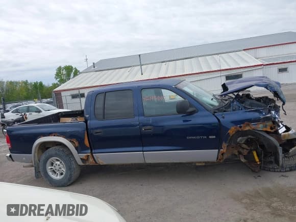 ✅ 2000 Dodge Dakota Sport • VIN: 1B7HG2AZ9YS777509 • Lot: 42145010. Wystawiony na IAAI z przebiegiem Nie podano. Bezpłatny archiwum sprzedaży aukcyjnych z USA i szczegółowy raport historii pojazdu na DreamBid. Zdjęcie 13.