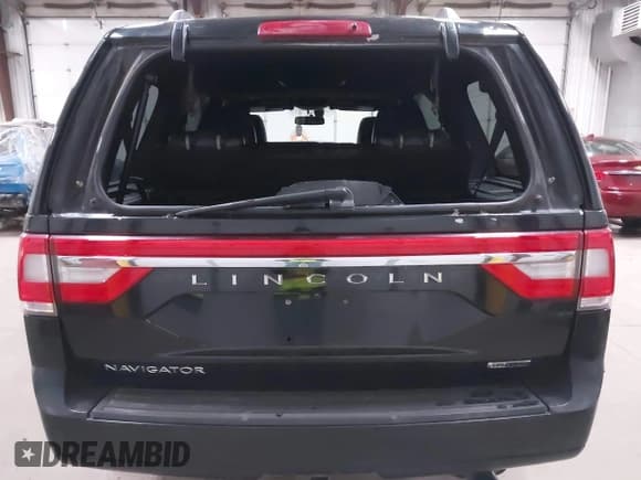 ✅ 2015 Lincoln Navigator • VIN: 5LMJJ2JT1FEJ04829 • Лот: 42044930. Опубликован ранее на IAAI с пробегом 130 254 миль. Бесплатный доступ к архиву аукционных продаж из США и подробный отчёт об истории автомобиля на DreamBid. Изображение 16.