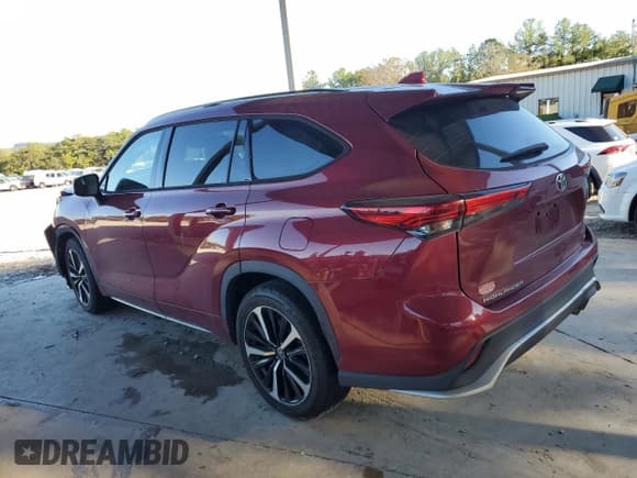✅ 2021 Toyota Highlander XSE • VIN: 5TDLZRAH6MS082802 • Lot: 86702125. Wystawiony na Copart z przebiegiem 65 101 mil. Bezpłatny archiwum sprzedaży aukcyjnych z USA i szczegółowy raport historii pojazdu na DreamBid. Zdjęcie 2.