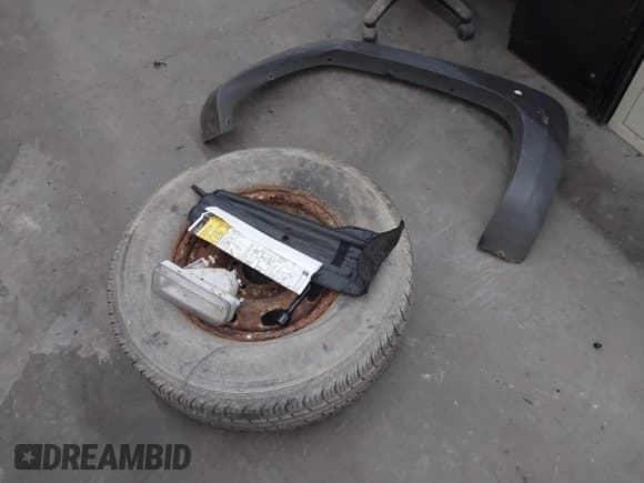 ✅ 2004 Chevrolet Colorado Z85 • VIN: 1GCDT198448144570 • Лот: 42581195. Опубликован ранее на IAAI с пробегом 278 672 миль. Бесплатный доступ к архиву аукционных продаж из США и подробный отчёт об истории автомобиля на DreamBid. Изображение 12.