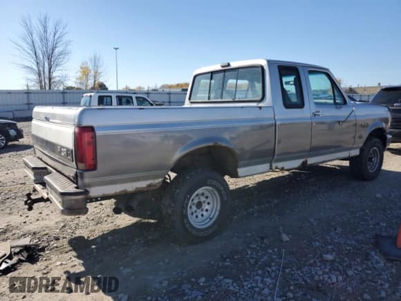 ✅ 1992 Ford F-150 • VIN: 1FTEX14H5NKA87011 • Lot: 87270735. Listed on Copart with 217,474 mi. Free auction sales archive from the USA and detailed vehicle history report at DreamBid. Image 3.