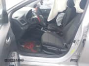 ✅ 2018 Hyundai Accent SE • VIN: 3KPC24A3XJE018070 • Лот: 43513989. Опубликован ранее на IAAI с пробегом 79 439 миль. Бесплатный доступ к архиву аукционных продаж из США и подробный отчёт об истории автомобиля на DreamBid. Изображение 5.