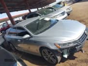 ✅ 2017 Volkswagen Passat R-Line • VIN: 1VWDT7A36HC021503 • Lot: 43617116. Wystawiony na IAAI z przebiegiem 125 526 mil. Bezpłatny archiwum sprzedaży aukcyjnych z USA i szczegółowy raport historii pojazdu na DreamBid. Zdjęcie 14.