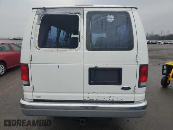 ✅ 2000 Ford Econoline Passenger XL • VIN: 1FBSS31L7YHB41694 • Lot: 43387385. Listed on Copart with 108,458 mi. Free auction sales archive from the USA and detailed vehicle history report at DreamBid. Image 6.
