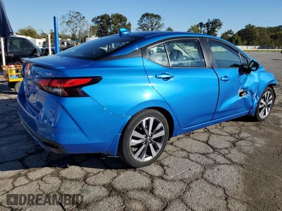 ✅ 2020 Nissan Versa SR • VIN: 3N1CN8FV9LL822564 • Lot: 86824685. Wystawiony na Copart z przebiegiem 48 715 mil. Bezpłatny archiwum sprzedaży aukcyjnych z USA i szczegółowy raport historii pojazdu na DreamBid. Zdjęcie 3.