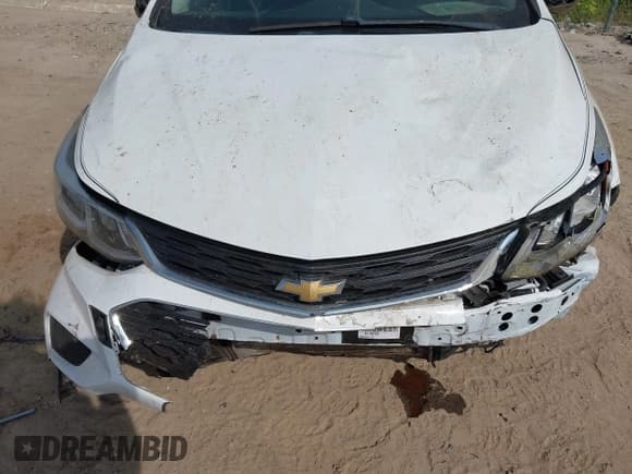 ✅ 2018 Chevrolet Cruze LS • VIN: 1G1BC5SM0J7193572 • Лот: 42962057. Опубликован ранее на IAAI с пробегом 69 958 миль. Бесплатный доступ к архиву аукционных продаж из США и подробный отчёт об истории автомобиля на DreamBid. Изображение 6.