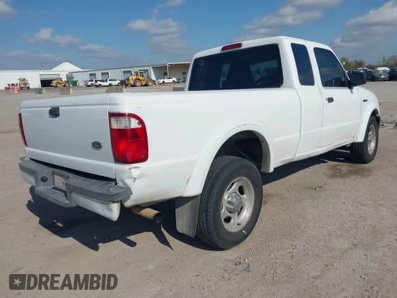 ✅ 2004 Ford Ranger XL • VIN: 1FTYR14U54PB54485 • Лот: 43722410. Опубликован ранее на IAAI с пробегом 163 968 миль. Бесплатный доступ к архиву аукционных продаж из США и подробный отчёт об истории автомобиля на DreamBid. Изображение 4.
