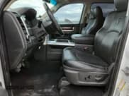 ✅ 2011 Ram 2500 Laramie • VIN: 3D7UT2HLXBG590070 • Lot: 81688875. Wystawiony na Copart z przebiegiem 98 827 mil. Bezpłatny archiwum sprzedaży aukcyjnych z USA i szczegółowy raport historii pojazdu na DreamBid. Zdjęcie 7.