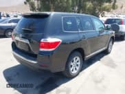 ✅ 2013 Toyota Highlander • VIN: 5TDZA3EHXDS031814 • Lot: 42653046. Wystawiony na IAAI z przebiegiem 155 433 mil. Bezpłatny archiwum sprzedaży aukcyjnych z USA i szczegółowy raport historii pojazdu na DreamBid. Zdjęcie 4.