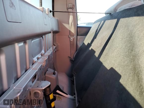 ✅ 2011 Toyota Tacoma • VIN: 5TFPX4EN1BX001738 • Lot: 86998465. Listed on Copart with 58,423 mi. Free auction sales archive from the USA and detailed vehicle history report at DreamBid. Image 10.