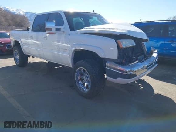 ✅ 2006 Chevrolet Silverado 2500HD LT1 • VIN: 1GCHK23D36F197355 • Lot: 41667090. Listed on IAAI with Not provided. Free auction sales archive from the USA and detailed vehicle history report at DreamBid. Image 1.
