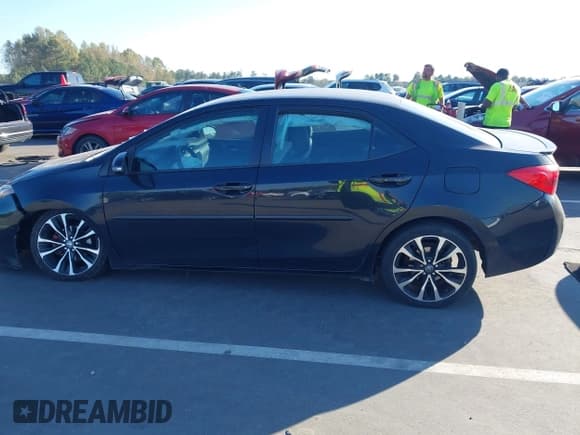 ✅ 2018 Toyota Corolla LE • VIN: 2T1BURHEXJC023083 • Lot: 43517095. Listed on IAAI with 144,193 mi. Free auction sales archive from the USA and detailed vehicle history report at DreamBid. Image 14.
