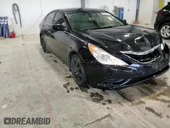 ✅ 2013 Hyundai Sonata GLS • VIN: 5NPEB4AC7DH576080 • Lot: 82760195. Listed on Copart with 110,556 mi. Free auction sales archive from the USA and detailed vehicle history report at DreamBid. Image 13.