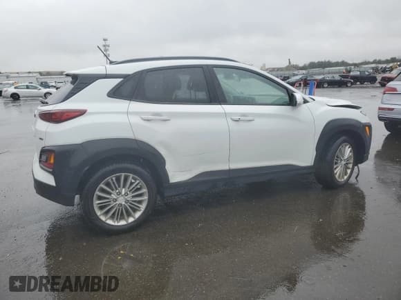 ✅ 2019 Hyundai Kona SEL • VIN: KM8K2CAA4KU368281 • Лот: 48153904. Опубликован ранее на Copart с пробегом 53 202 миль. Бесплатный доступ к архиву аукционных продаж из США и подробный отчёт об истории автомобиля на DreamBid. Изображение 3.