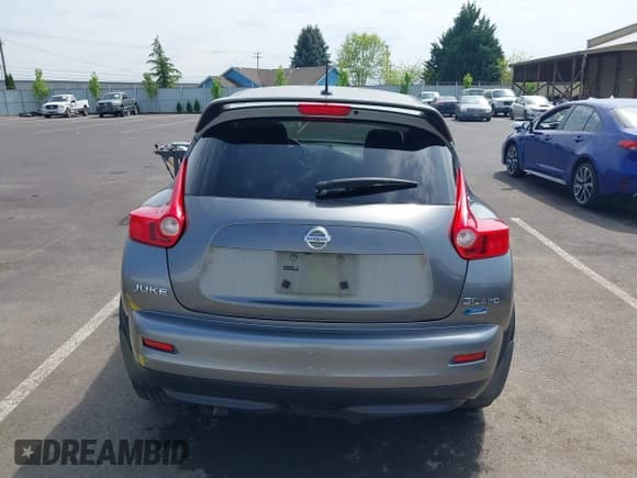 ✅ 2012 Nissan Juke SV • VIN: JN8AF5MV5CT123516 • Lot: 42131361. Wystawiony na IAAI z przebiegiem 101 896 mil. Bezpłatny archiwum sprzedaży aukcyjnych z USA i szczegółowy raport historii pojazdu na DreamBid. Zdjęcie 17.