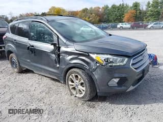 ✅ 2018 Ford Escape SEL • VIN: 1FMCU9HD7JUB33972 • Lot: 43545123. Wystawiony na IAAI z przebiegiem 168 581 mil. Bezpłatny archiwum sprzedaży aukcyjnych z USA i szczegółowy raport historii pojazdu na DreamBid. Zdjęcie 1.