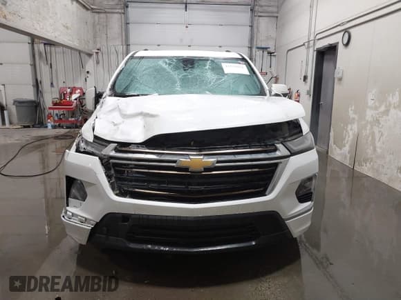 ✅ 2023 Chevrolet Traverse High Country • VIN: 1GNEVNKWXPJ176247 • Lot: 41515012. Wystawiony na IAAI z przebiegiem 69 663 mil. Bezpłatny archiwum sprzedaży aukcyjnych z USA i szczegółowy raport historii pojazdu na DreamBid. Zdjęcie 12.
