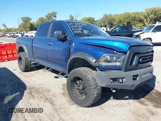 ✅ 2010 Dodge 2500 SLT • VIN: 3D7UT2CL1AG112660 • Lot: 43535374. Wystawiony na IAAI z przebiegiem 294 523 mil. Bezpłatny archiwum sprzedaży aukcyjnych z USA i szczegółowy raport historii pojazdu na DreamBid. Zdjęcie 1.