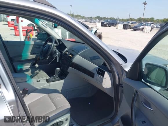 ✅ 2007 BMW X3 3.0si • VIN: WBXPC93457WF09300 • Lot: 43200866. Listed on IAAI with 112,997 mi. Free auction sales archive from the USA and detailed vehicle history report at DreamBid. Image 5.