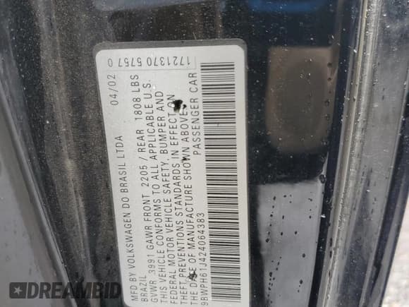 ✅ 2002 Volkswagen Golf GTI • VIN: 9BWPH61J424064383 • Лот: 56943805. Опубликован ранее на Copart с пробегом 105 177 миль. Бесплатный доступ к архиву аукционных продаж из США и подробный отчёт об истории автомобиля на DreamBid. Изображение 13.