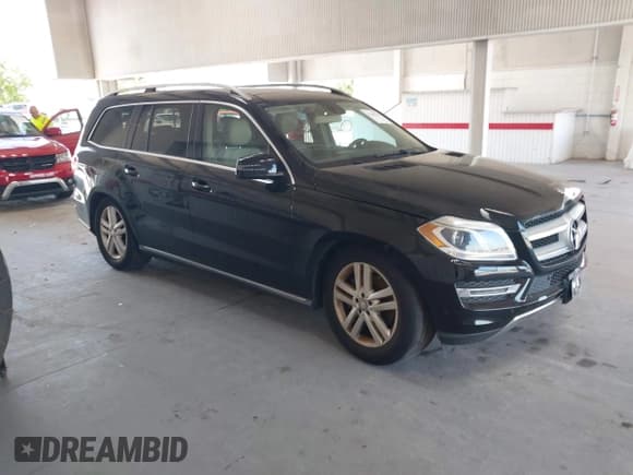 ✅ 2014 Mercedes-Benz GL 450 • VIN: 4JGDF7CE7EA435479 • Лот: 42280243. Опубликован ранее на IAAI с пробегом 138 930 миль. Бесплатный доступ к архиву аукционных продаж из США и подробный отчёт об истории автомобиля на DreamBid. Изображение 1.