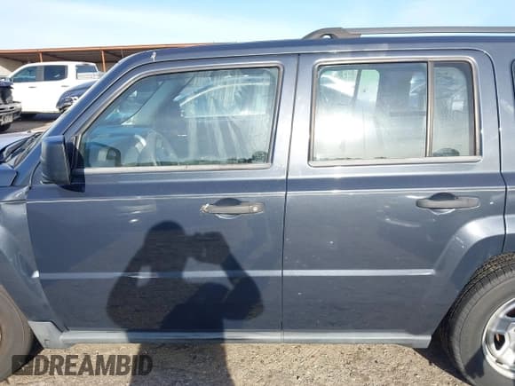 ✅ 2008 Jeep Patriot Sport • VIN: 1J8FT28018D601044 • Lot: 42280611. Listed on IAAI with 168,725 mi. Free auction sales archive from the USA and detailed vehicle history report at DreamBid. Image 14.