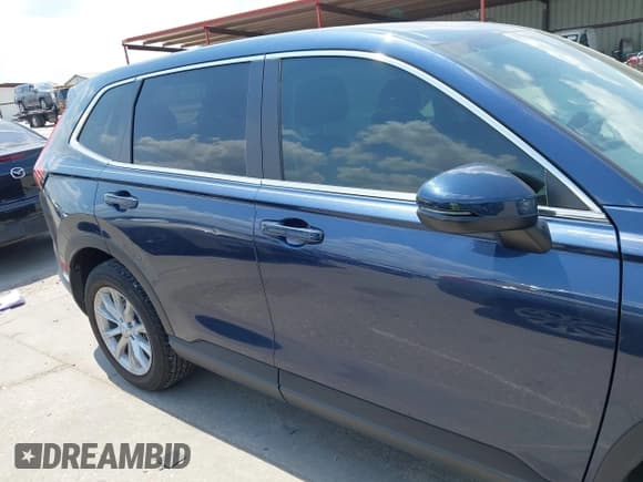 ✅ 2024 Honda CR-V EX-L • VIN: 7FARS4H76RE017592 • Lot: 43060542. Listed on IAAI with 16,409 mi. Free auction sales archive from the USA and detailed vehicle history report at DreamBid. Image 12.