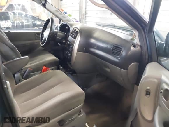 ✅ 2007 Chrysler Town & Country Touring • VIN: 2A4GP54LX7R207730 • Лот: 42080652. Опубликован ранее на IAAI с пробегом 189 864 миль. Бесплатный доступ к архиву аукционных продаж из США и подробный отчёт об истории автомобиля на DreamBid. Изображение 5.