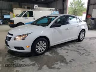 2011 Chevrolet Cruze LS z VIN 1G1PC5SH0B7276767, wystawiony jako Copart lot #81313425 z przebiegiem 115 329 mil mil oraz Szkoda całkowita • Salvage title. Historia ofert i sprzedaży dostępna na DreamBid. Obrazek 1.