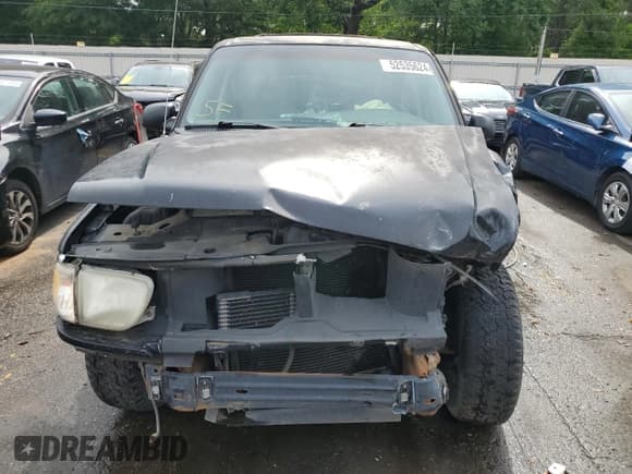 ✅ 2000 Mercury Mountaineer • VIN: 4M2DU66P2YUJ35413 • Lot: 52535624. Listed on Copart with 343,752 mi. Free auction sales archive from the USA and detailed vehicle history report at DreamBid. Image 5.