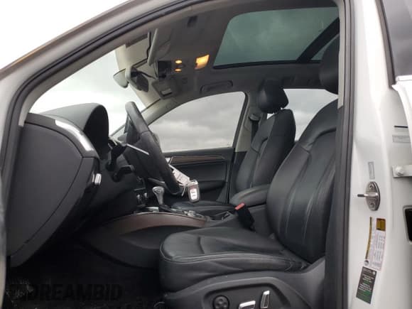 ✅ 2015 Audi Q5 Premium Plus • VIN: WA1VFCFP8FA086326 • Lot: 82261654. Listed on Copart with 235,148 mi. Free auction sales archive from the USA and detailed vehicle history report at DreamBid. Image 7.